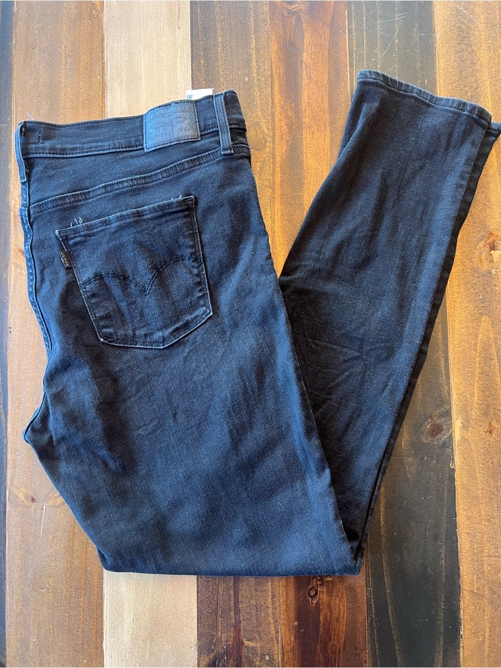 Levi's Women's Skinny Jeans in Dark Blue